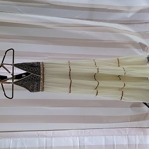 L'ATISTE By Amy Boho Embroidered Gorgeous Dress Perfect for Summer Parties Small